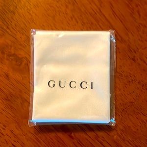 Gucci microfiber cloth for sunglasses and glasses. NEW.